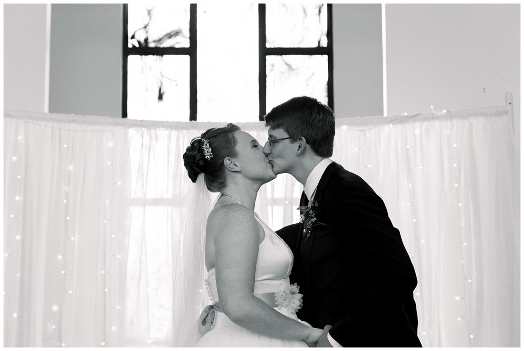 First kiss as husband and wife!